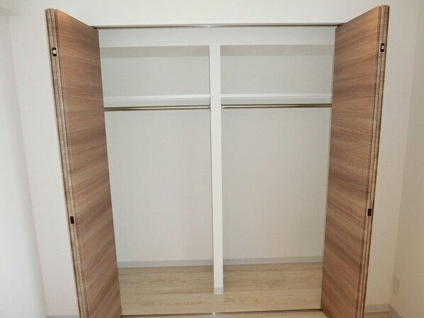 スカイレジデンス中落合の物件内観写真